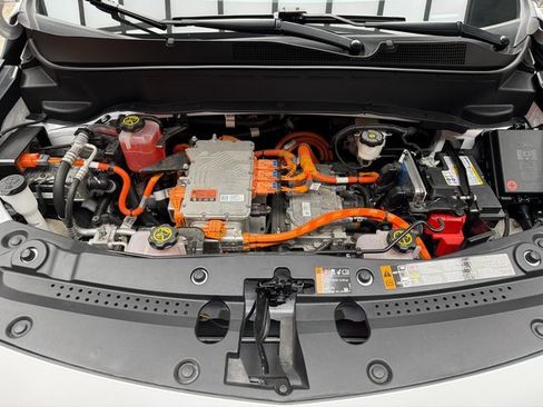 Used 2023 Chevrolet Bolt EUV LT w/ Driver Confidence Package image 28