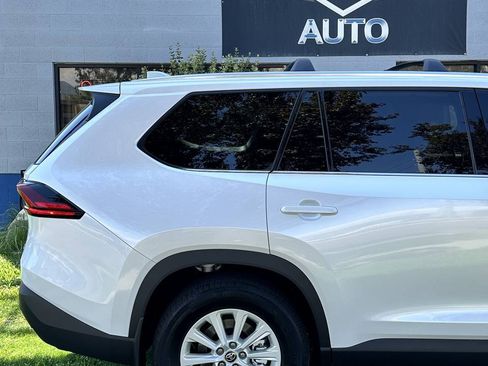 Used 2026 Toyota Grand Highlander AWD Hybrid image 6