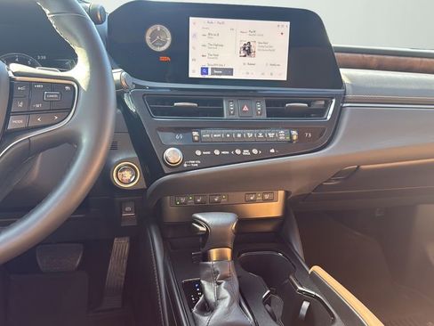 Used 2023 Lexus ES 350 w/ Premium Package image 14
