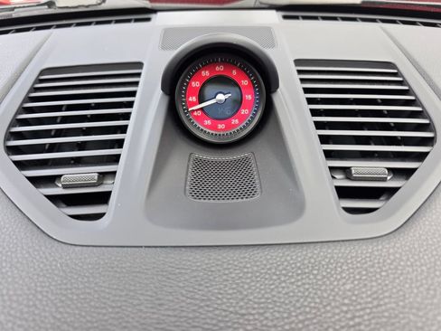 Used 2025 Porsche 911 Carrera RWD image 20