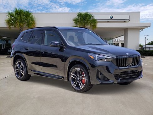 New 2026 BMW X1 xDrive28i w/ Technology Package AWD/4WD image 3