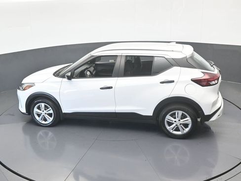 Used 2025 Nissan Kicks Play S image 42