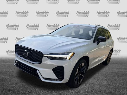 New 2026 Volvo XC60 B5 Plus w/ Protection Package Premier AWD/4WD image 5