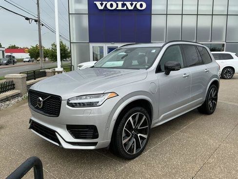 Certified 2023 Volvo XC90 T8 Plus w/ Protection Package Premier AWD/4WD image 2