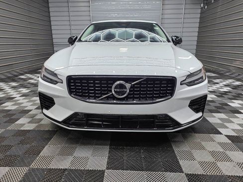 Used 2025 Volvo S60 T8 Plus w/ Climate Package AWD/4WD image 3