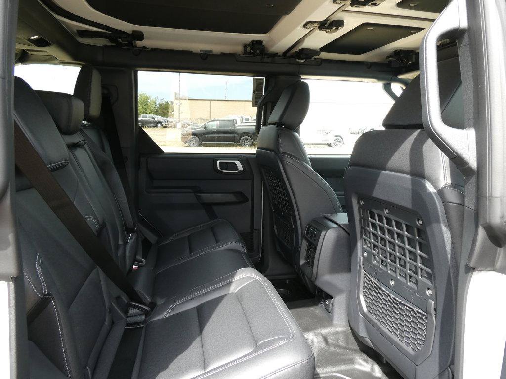 New 2026 Ford Bronco Badlands w/ Sasquatch Package AWD/4WD image 13