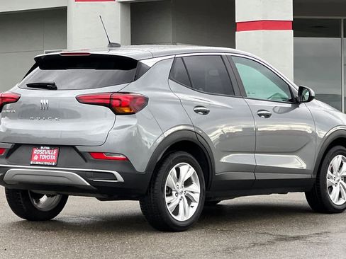 Used 2025 Buick Encore GX Preferred image 2