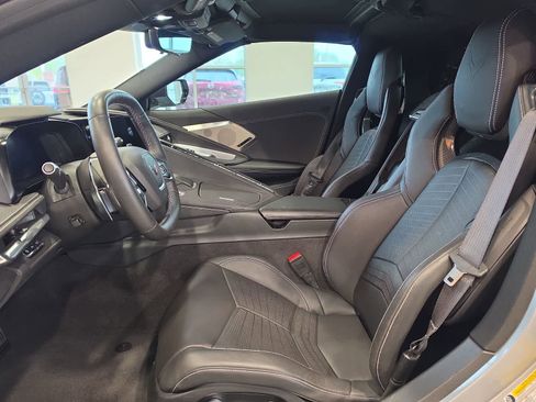 Used 2020 Chevrolet Corvette Stingray Preferred Cpe w/ 2LT Preferred Equipment Group RWD image 15