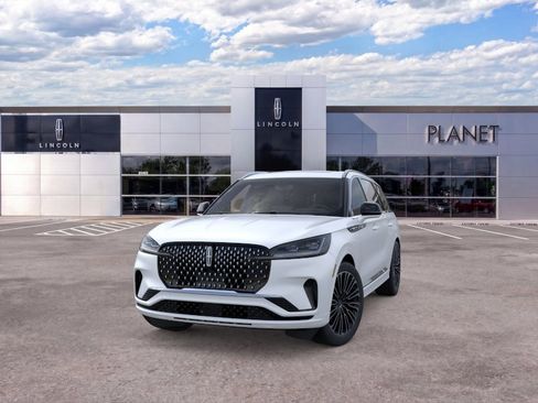 New 2026 Lincoln Aviator Black Label w/ Dynamic Handling Package AWD/4WD image 2