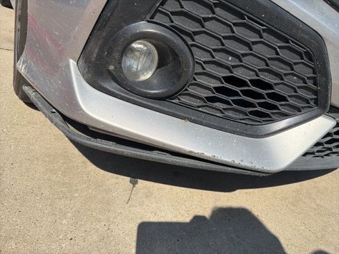 Used 2018 Honda Civic EX image 9