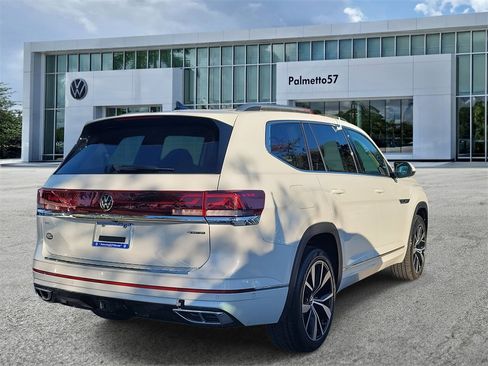 Certified 2024 Volkswagen Atlas SEL Premium R-Line image 6