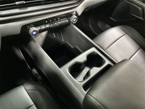 Used 2025 Chevrolet Silverado EV W/T image 33