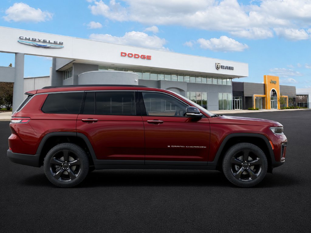 New 2026 Jeep Grand Cherokee L Limited w/ Limited Altitude Package AWD/4WD image 21