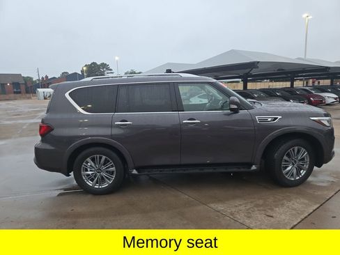 Used 2024 INFINITI QX80 Luxe RWD image 7