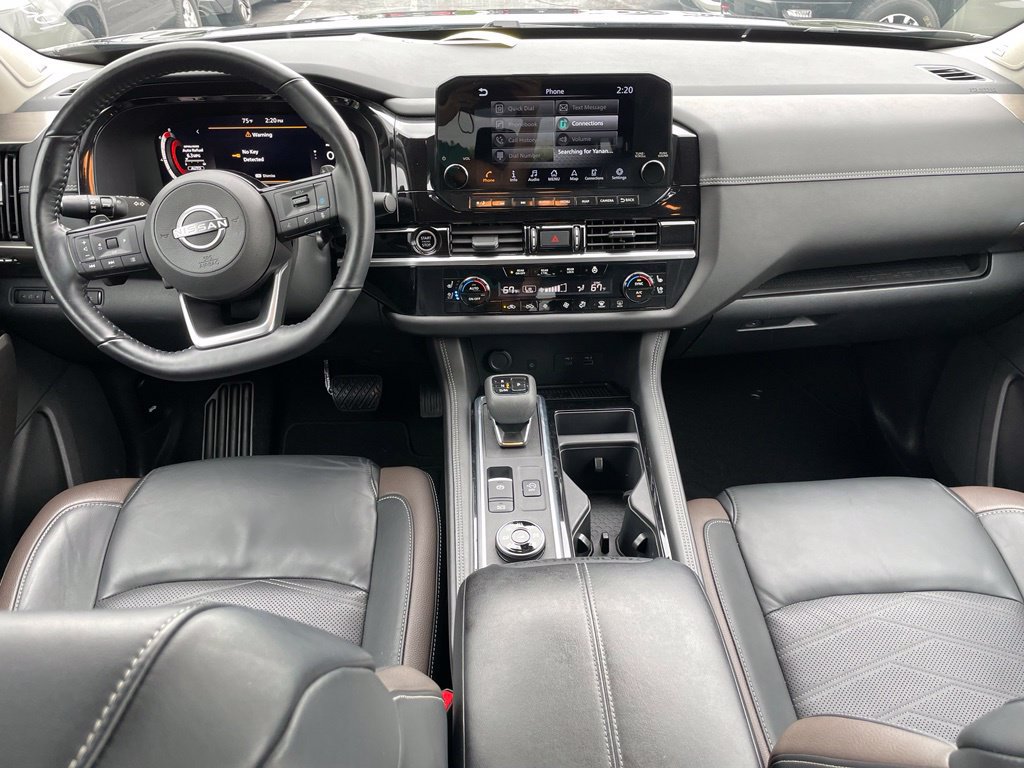 Certified 2024 Nissan Pathfinder Platinum w/ Cargo Package AWD/4WD image 10