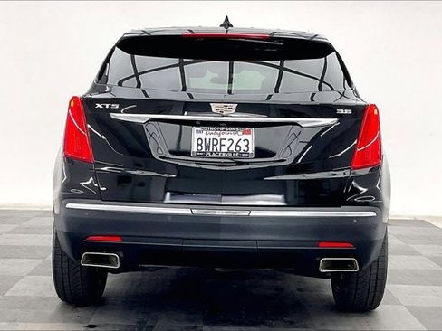 Used 2017 Cadillac XT5 Premium Luxury w/ Driver Assist Package image 3