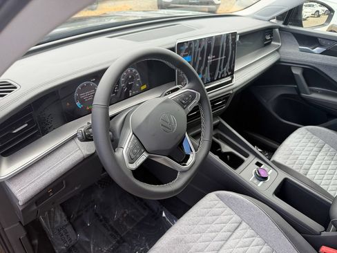 New 2026 Volkswagen Tiguan S AWD/4WD image 11