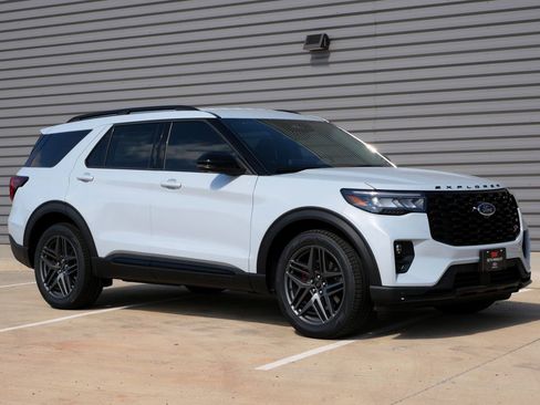 New 2026 Ford Explorer ST AWD/4WD image 1