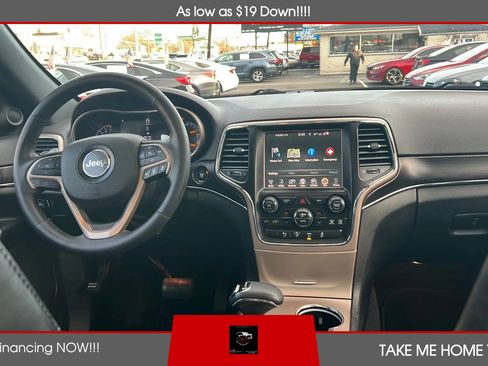 Used 2015 Jeep Grand Cherokee Limited w/ Luxury Group II image 11