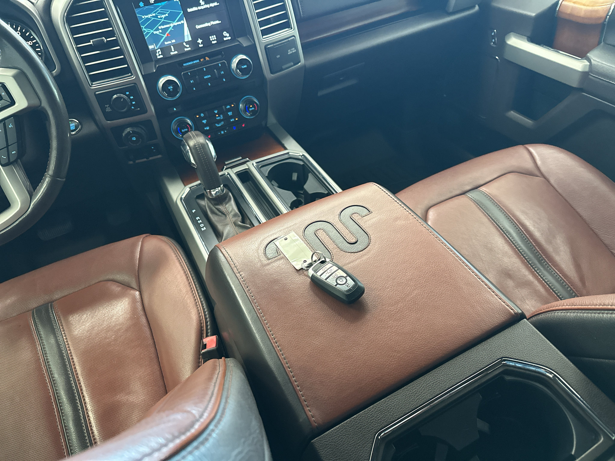 Used 2018 Ford F150 King Ranch w/ Equipment Group 601A Luxury AWD/4WD image 10