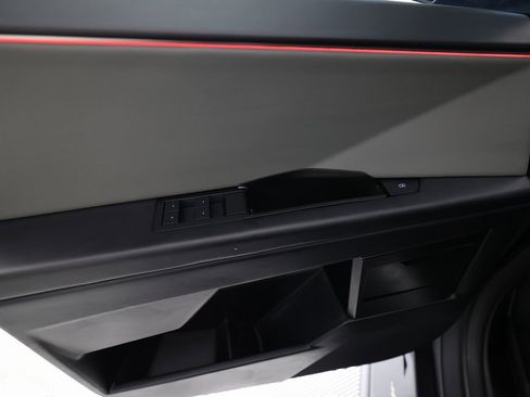 Used 2025 Tesla Cybertruck AWD Crew Cab image 18