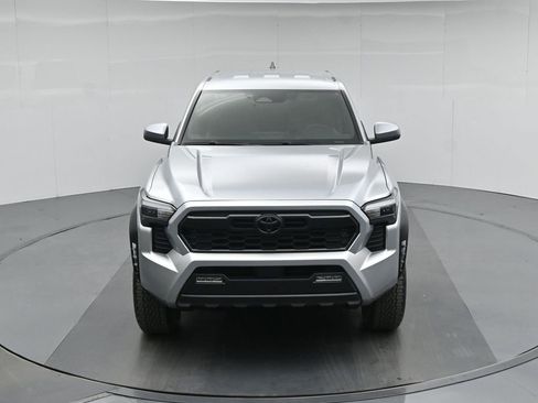 Used 2025 Toyota Tacoma TRD Off-Road image 39