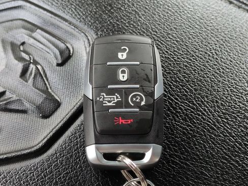 Used 2025 RAM 1500 Laramie w/ Sport Appearance Package AWD/4WD image 29