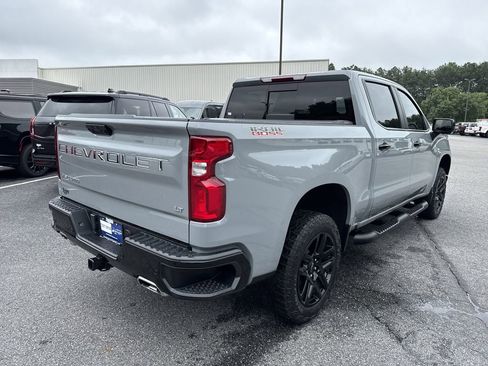 Used 2024 Chevrolet Silverado 1500 LT Trail Boss w/ LT Trail Boss Premium Package AWD/4WD image 7