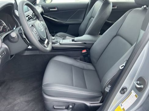 Used 2023 Lexus IS 300 w/ Comfort Package RWD image 11
