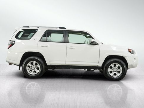 Used 2021 Toyota 4Runner SR5 Premium w/ Moonroof Package AWD/4WD image 6