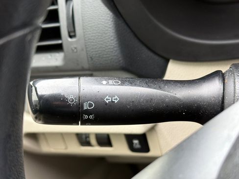 Used 2013 Subaru Impreza 2.0i image 25