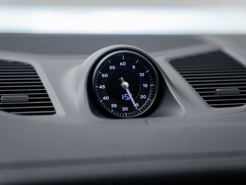 New 2026 Porsche Cayenne GTS image 29