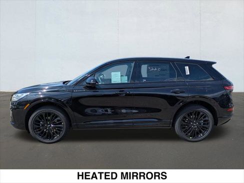 New 2025 Lincoln Corsair Reserve w/ Jet Appearance Package image 3