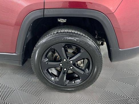 Certified 2023 Jeep Grand Cherokee Altitude RWD image 26