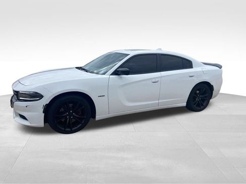 Used 2016 Dodge Charger R/T w/ Plus Group RWD image 24