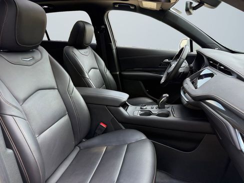 Used 2019 Cadillac XT4 Sport image 15