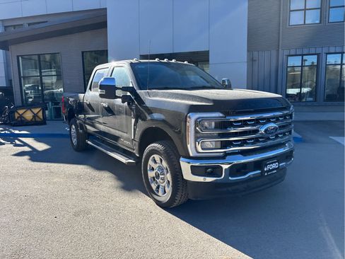 New 2026 Ford F350 Lariat w/ Lariat Premium Package image 4