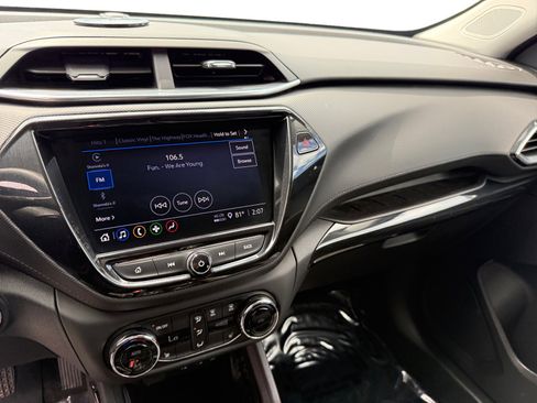 Used 2023 Chevrolet TrailBlazer LT w/ Convenience Package image 12