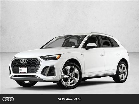 Used 2023 Audi Q5 2.0T Premium Plus w/ Premium Plus Package AWD/4WD image 1