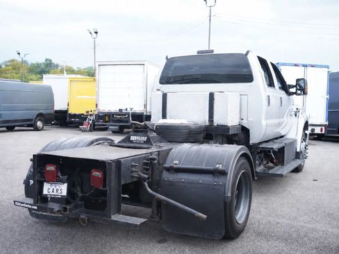 Used 2019 Ford F650 2WD Crew Cab Super Duty image 8