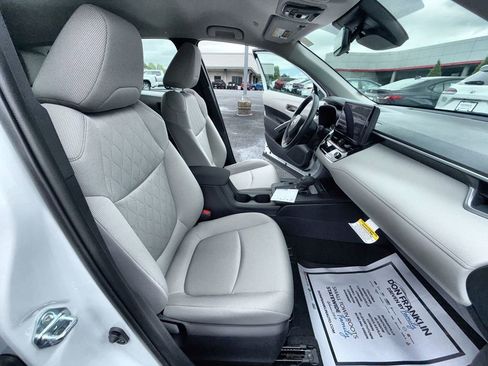 New 2026 Toyota Corolla Cross L AWD/4WD image 11