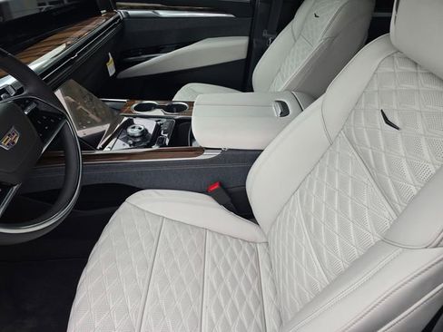 New 2026 Cadillac Escalade Platinum Sport image 21