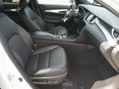Used 2021 INFINITI QX50 Luxe w/ Appearance Package AWD/4WD image 19