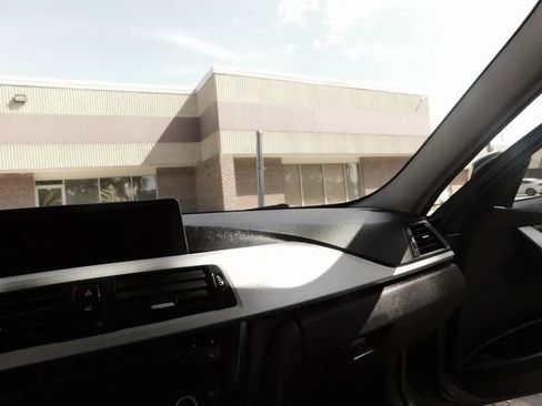 Used 2012 BMW 328i Sedan RWD image 30