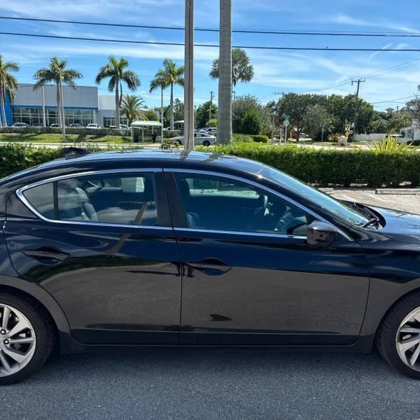 Used 2018 Acura ILX FWD image 14