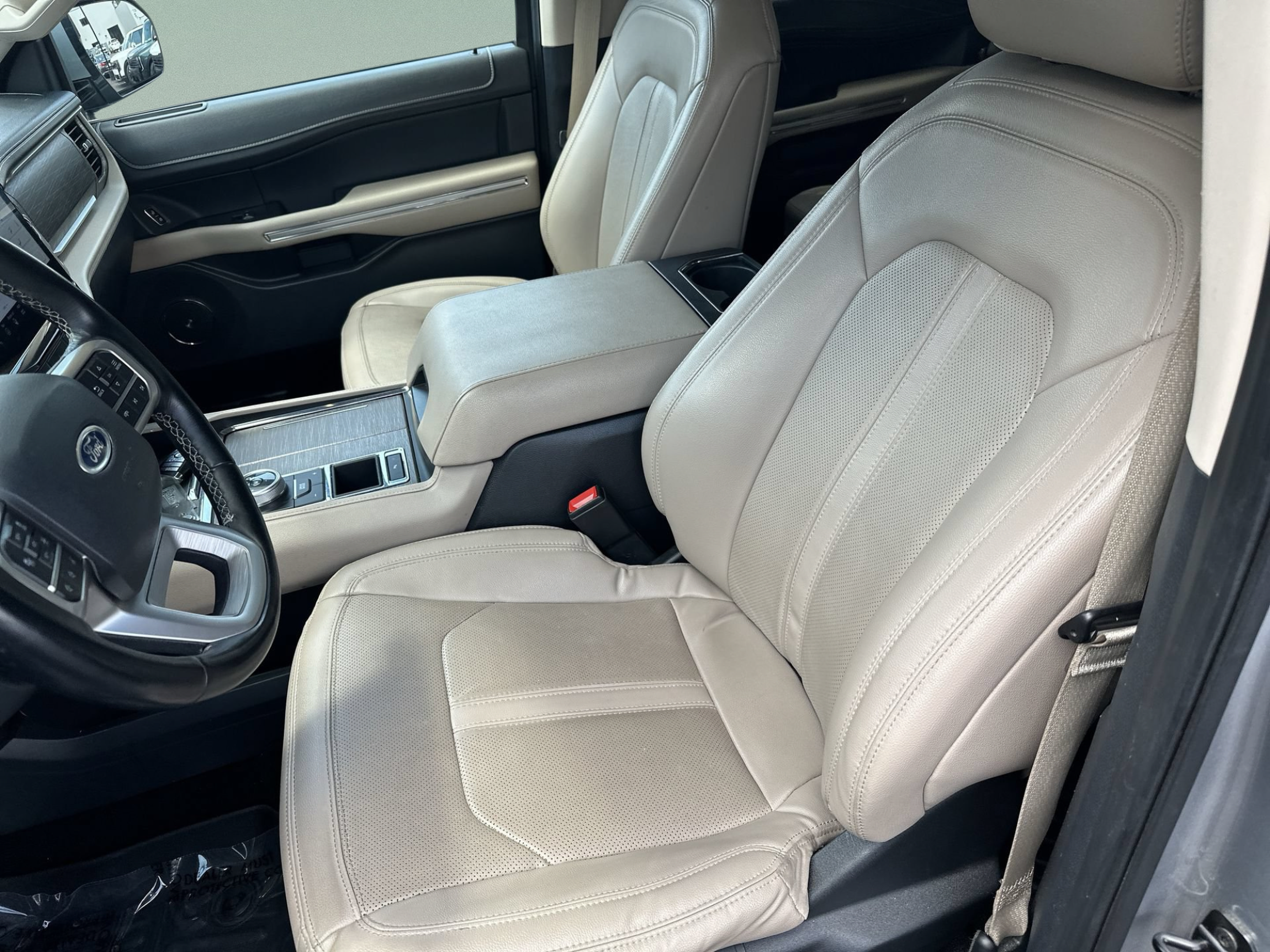 Used 2023 Ford Expedition Limited RWD image 13