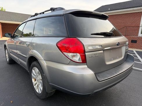 Used 2009 Subaru Outback 2.5i Limited image 5