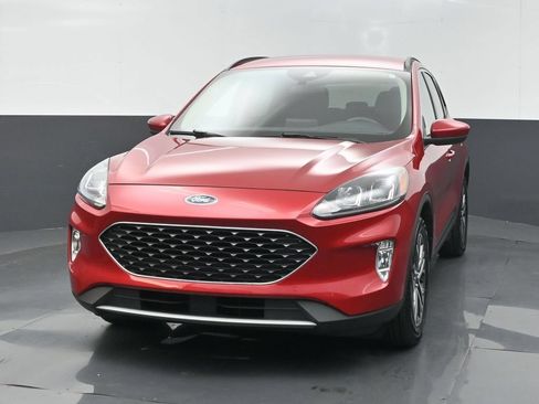 Used 2020 Ford Escape SEL FWD image 2