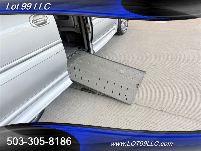 Used 2007 Buick Terraza CXL w/ Driver Confidence Package FWD image 32