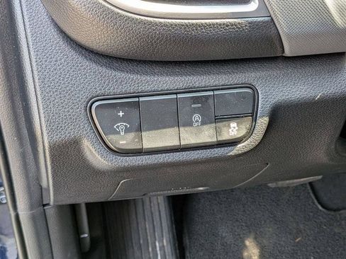 Certified 2025 Kia Seltos LX AWD/4WD image 14
